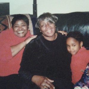 Meet your Posher, Ramona