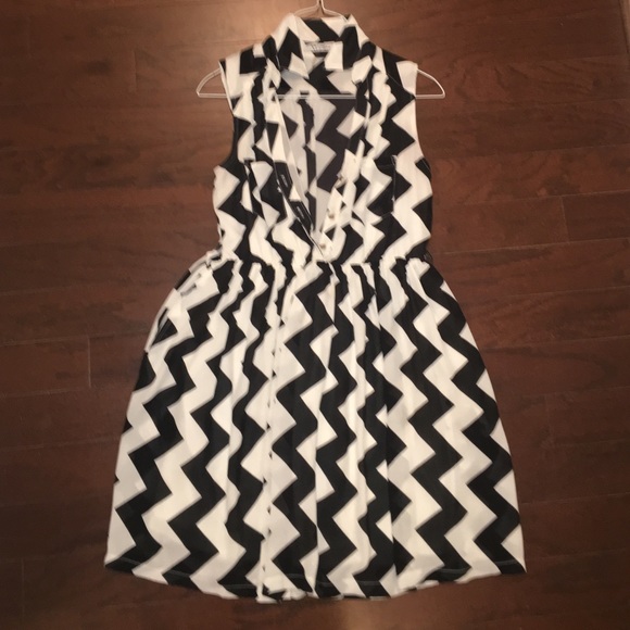 Zig Zag B&W Dress