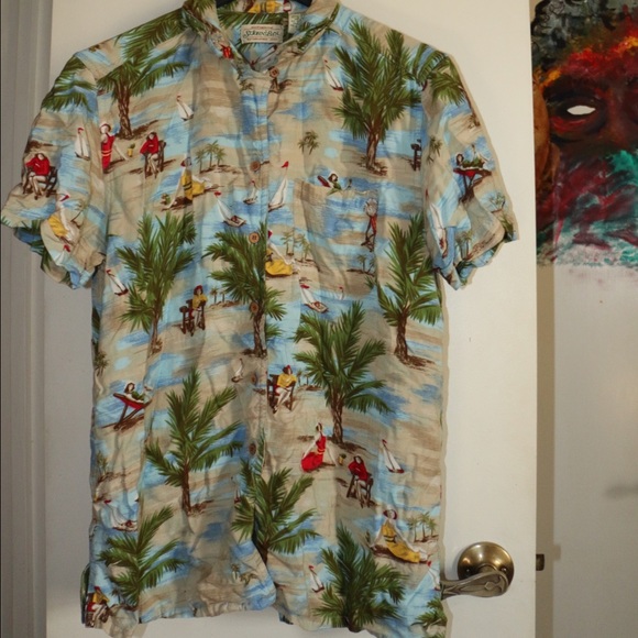 Vintage Hawaiian Button Up Shirt