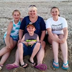 Meet your Posher, Nikki