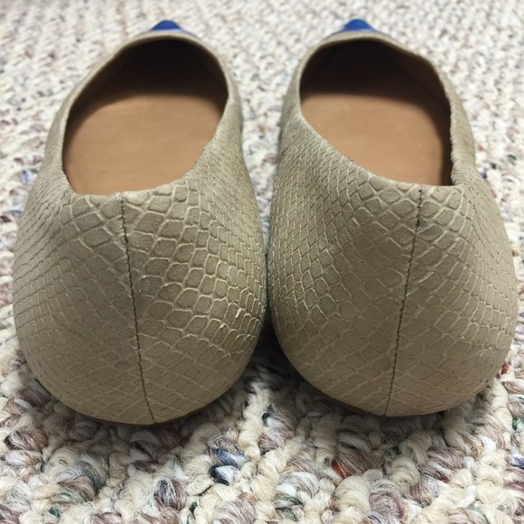 Ann Taylor Flats - Picture 3 of 4