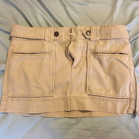 American Eagle Mini Skirt, Size 8 - Picture 1 of 4