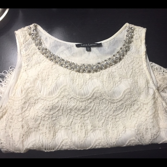 Cute Fringe Top w/ Sequin Pearl Diamond Neck