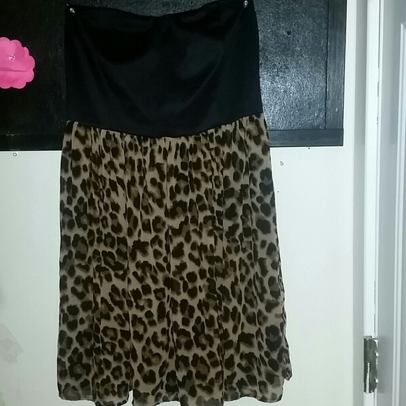 Black and leopard print dress