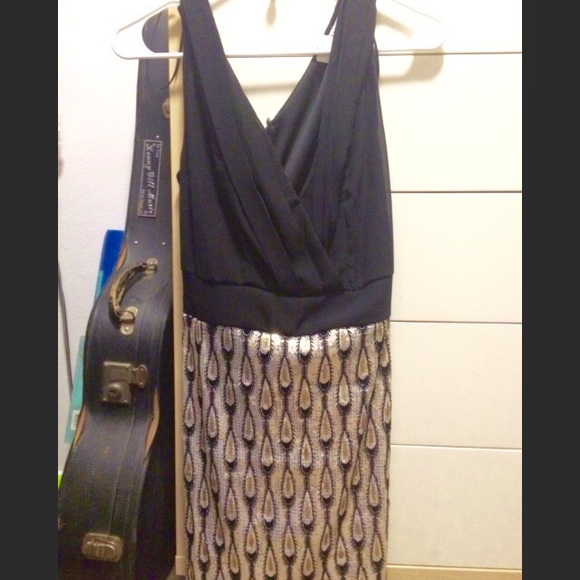 Black wrap dress - Picture 1 of 3