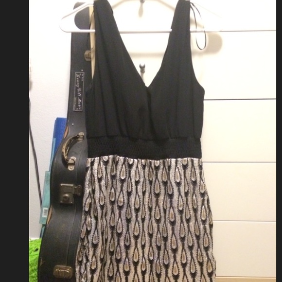 Black wrap dress - Picture 2 of 3