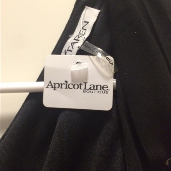 Black wrap dress - Picture 3 of 3