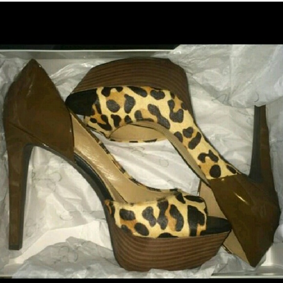 PRICE FIRM* Jessica Simpson peep toe Stiletto.