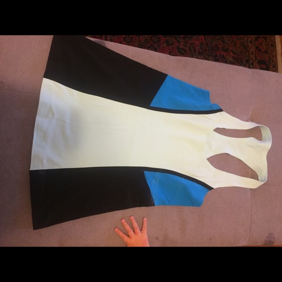 Size 6 Lululemon Colorblock Tank VGUC
