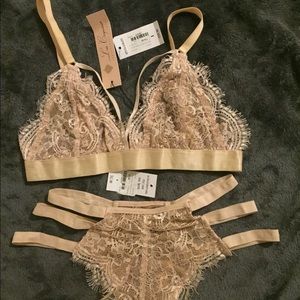Los Coquines nude lingerie set new with tags