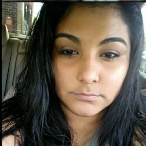 Meet your Posher, Lupita