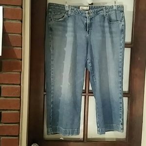 L.E.l size 18 wide leg capris