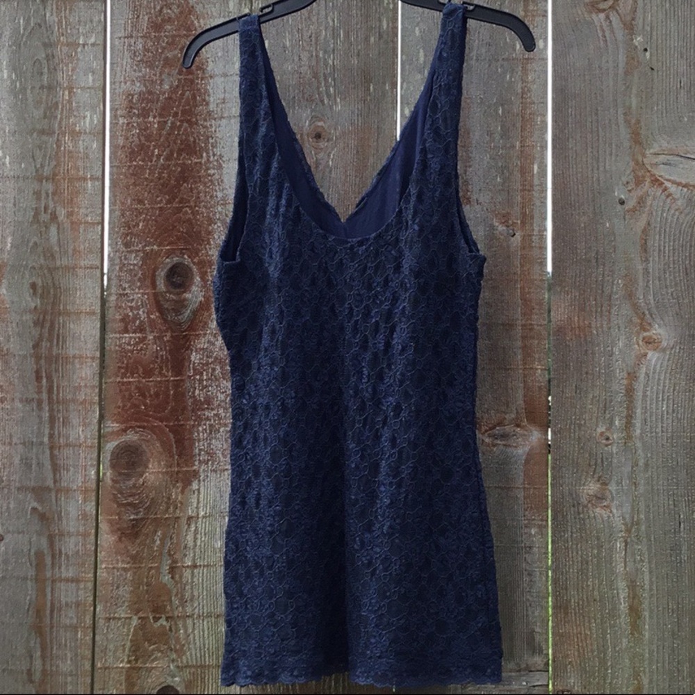 Lacey top - Picture 4 of 10