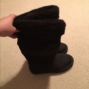 Sketchers black boots