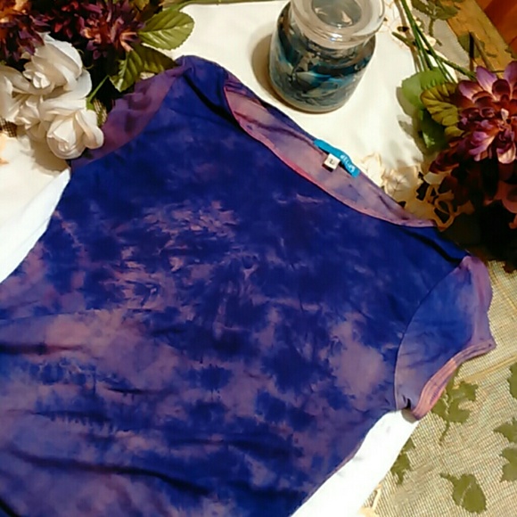 DELIA'S PURPLE OMBRE TOP SIZE LARGE - Picture 4 of 4