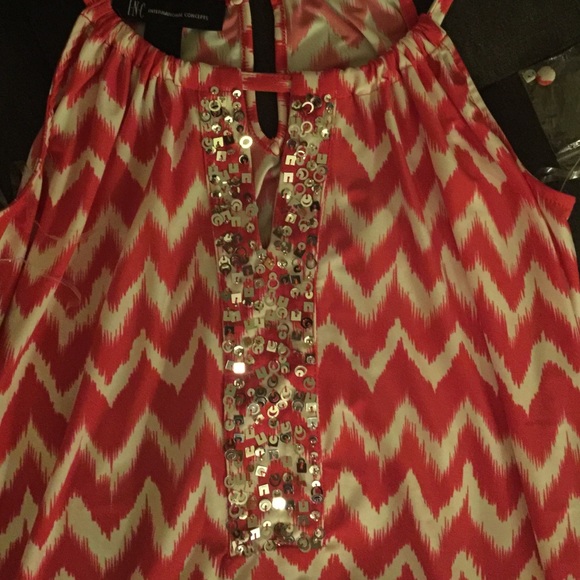 Top - Picture 2 of 2