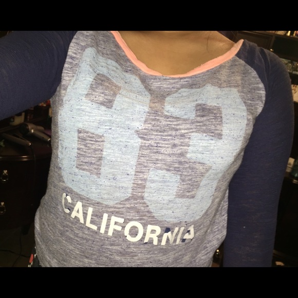 American Eagle long sleeve - Picture 2 of 2