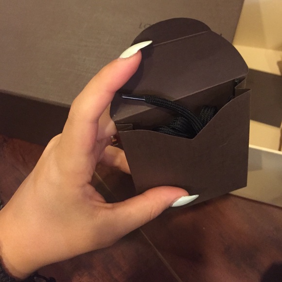 More photos of Louis vuttion sneakers! - Picture 4 of 4