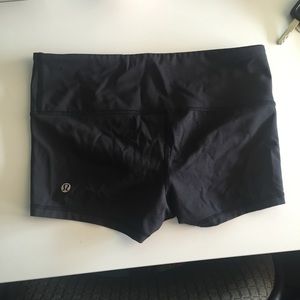 Lululemon boogie shorts