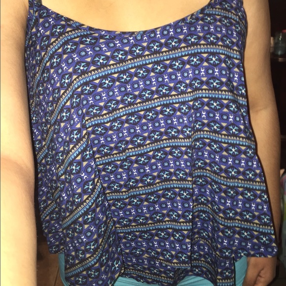 NEW Two layered Printed Hollister Cami - Picture 3 of 3