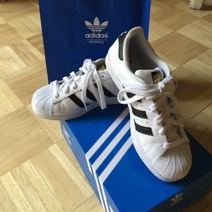 BRAND NEW ADIDAS SUPERSTAR
