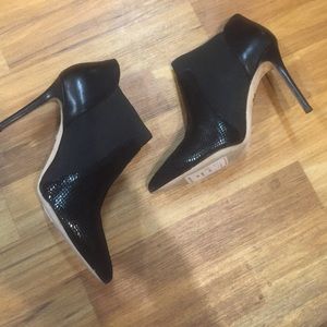 Cecilia New York black ankle booties. Size 10
