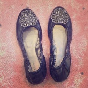 Tahari "Valerie" ballet flats size 6