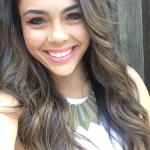 Meet your Posher, Veronica