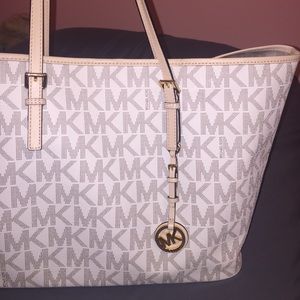 MK purse/handbag