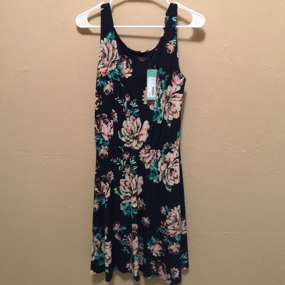 Renee C a-line floral dress *stitch fix*