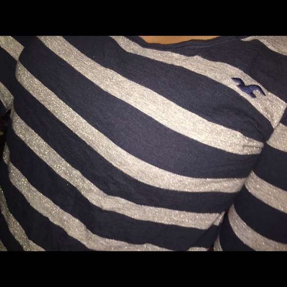 Hollister quarter sleeve shirt - Picture 3 of 4