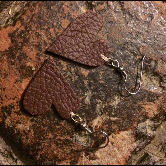 Leather heart earrings