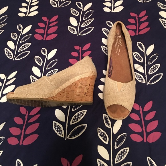 Toms Wedges!!!!