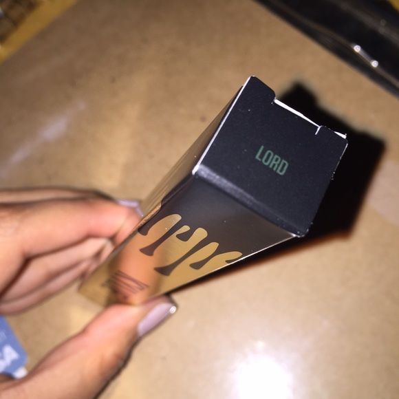 KYLIE COSMETICS BDAY LORD - Picture 2 of 4
