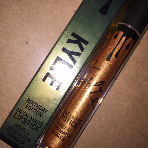 KYLIE COSMETICS BDAY LORD - Picture 4 of 4