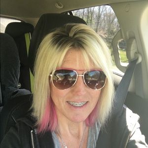 Meet your Posher, Jen