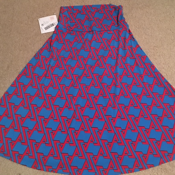 Lularoe Azure skirt!