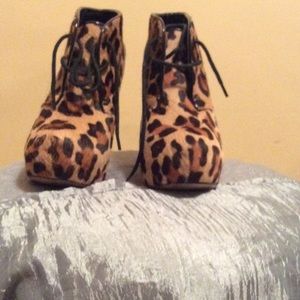 Leopard Shoes