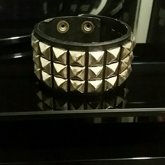 Studded bracelet