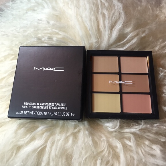 Pro Conceal And Correct Palette ✨BRANDNEW✨