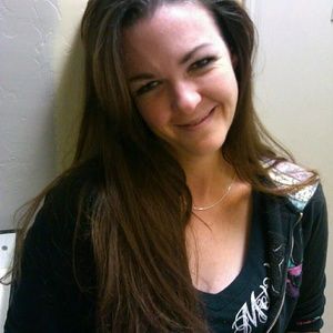 Meet your Posher, Danyelle