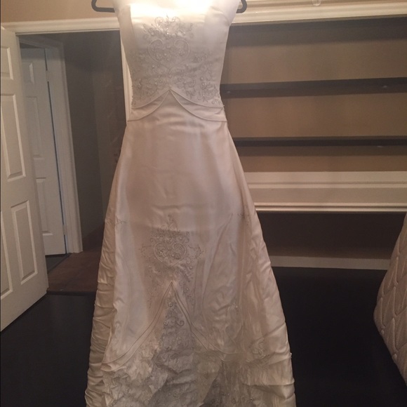 Matthew Christopher wedding dress