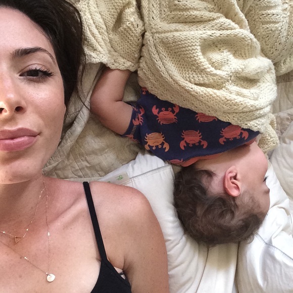 Meet your Posher, Amanda - Picture 3 of 4