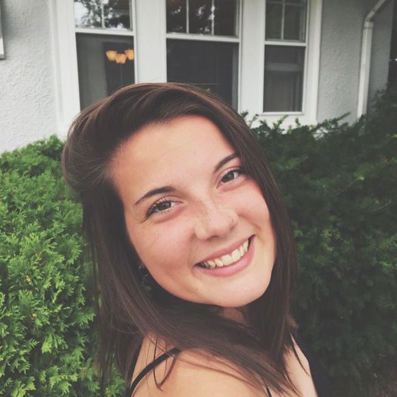 Meet your Posher, Sam - Picture 1 of 1