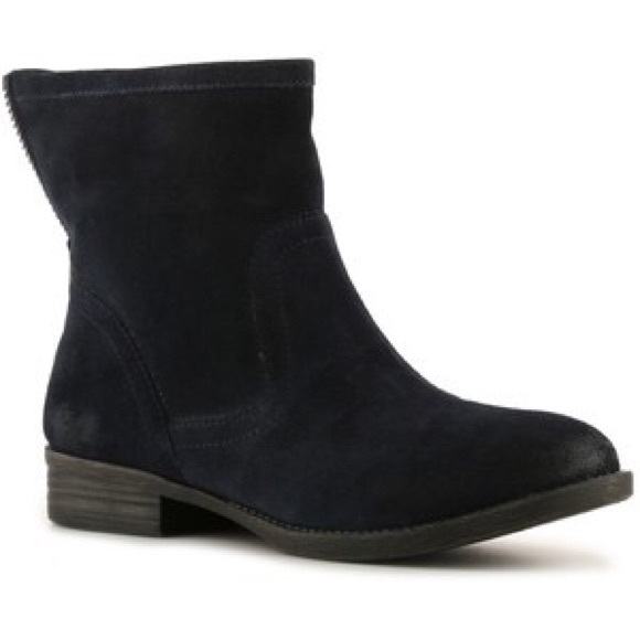 Crown Vintage Suede Boots