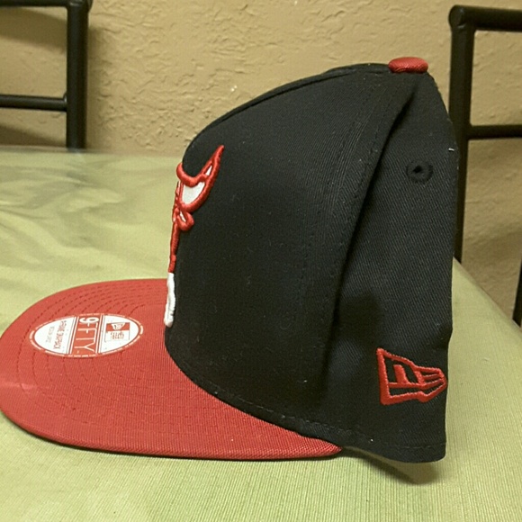 Snap back - Picture 2 of 2