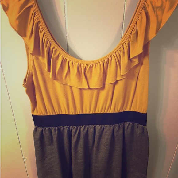 This Mustard Mini is on point!!