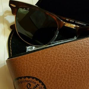 Rayban sunshades Club master sunglasses