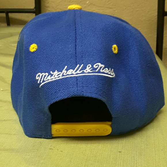 Snap back - Picture 2 of 2