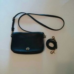 Vintage Coach shoulder bag